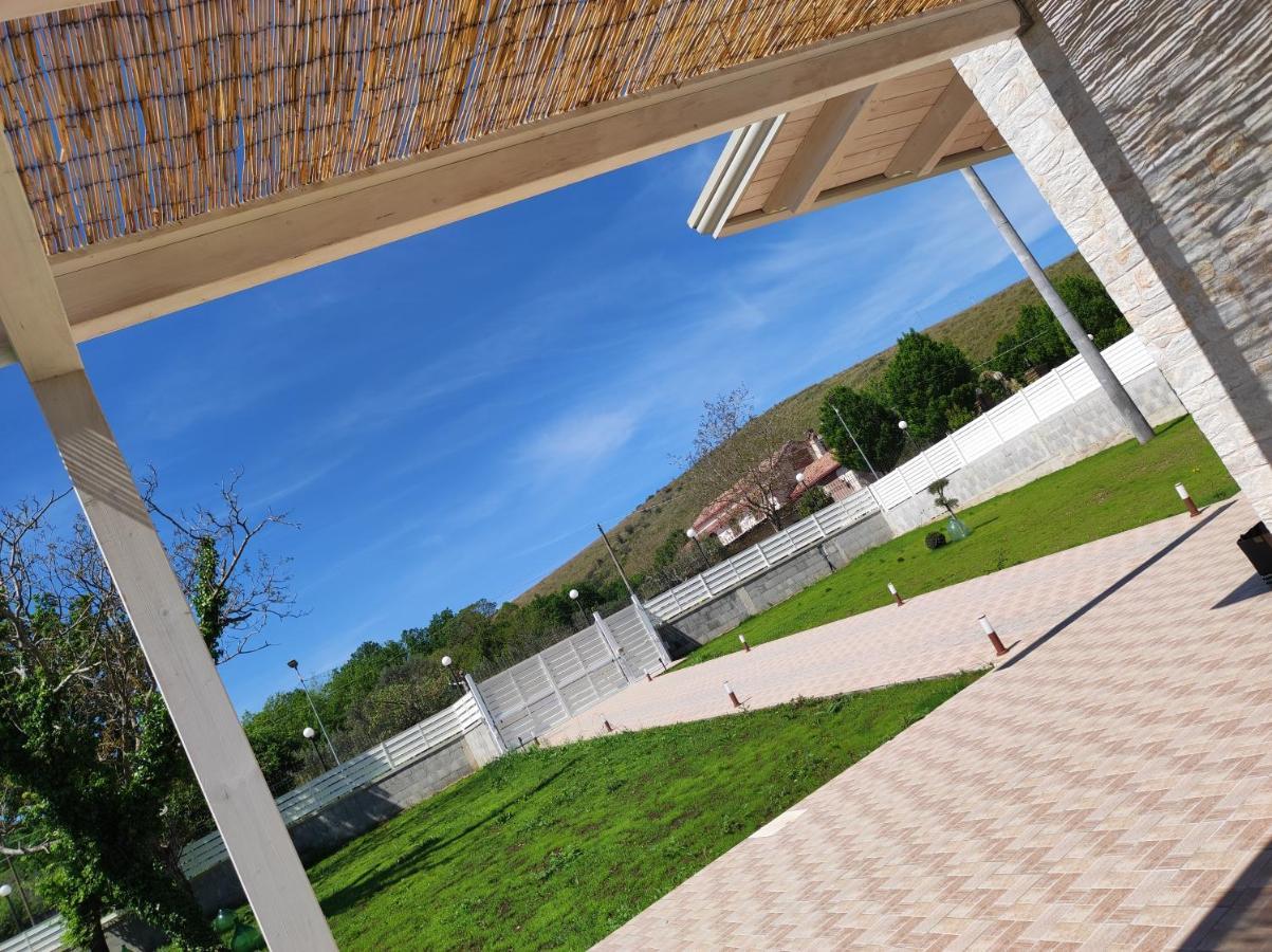 Janus Casa Nel Verde - Relax Pool & Spa Giano Vetusto Exteriér fotografie